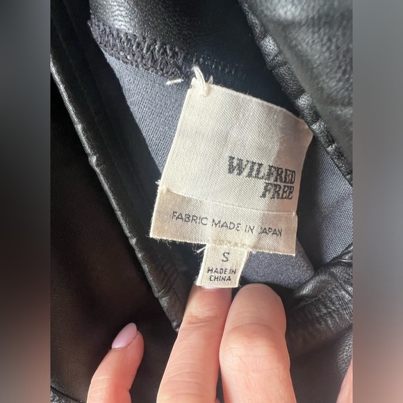 Aritzia Wilfred Free Black Vegan Leather Skinny High Waisted Leggings Small - Picture 9 of 16